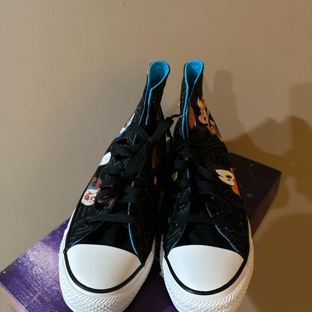 Converse Space Jam - Picture 5 of 10